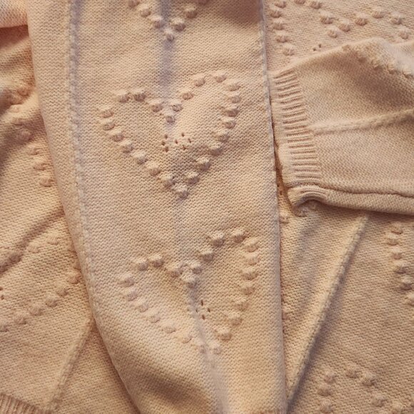 Adorable Heavy Knit Hearts Sweater - Picture 5 of 6